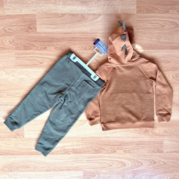 NWT Tommy Bahama Boys Hooded Sweatshirt and Sweatpants-Light Brown and Green - Picture 2 of 6